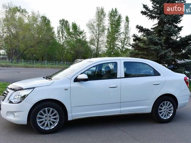 Белый Равон R4, объемом двигателя 1.49 л и пробегом 141 тыс. км за 6500 $, фото 1 на Automoto.ua