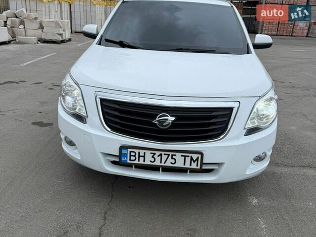 Белый Равон R4, объемом двигателя 1.5 л и пробегом 122 тыс. км за 5300 $, фото 7 на Automoto.ua