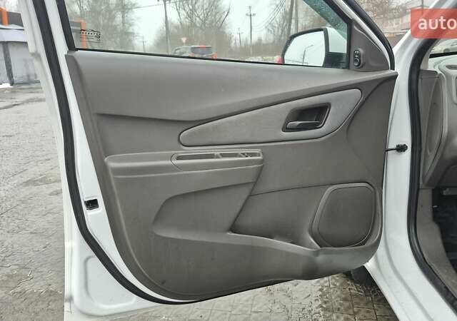 Белый Равон R4, объемом двигателя 1.49 л и пробегом 153 тыс. км за 6650 $, фото 9 на Automoto.ua