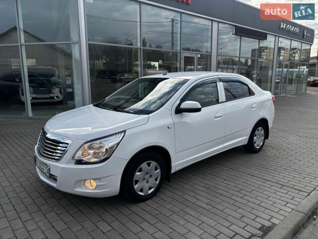 Білий Равон R4, об'ємом двигуна 1.5 л та пробігом 165 тис. км за 5999 $, фото 2 на Automoto.ua
