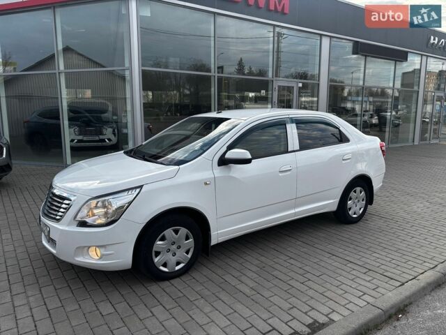 Білий Равон R4, об'ємом двигуна 1.5 л та пробігом 165 тис. км за 5999 $, фото 3 на Automoto.ua