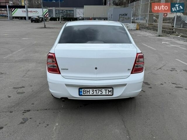 Белый Равон R4, объемом двигателя 1.5 л и пробегом 122 тыс. км за 5300 $, фото 5 на Automoto.ua