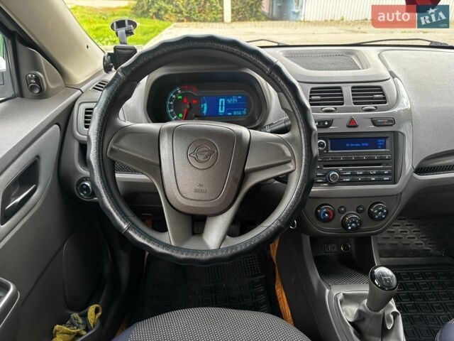 Білий Равон R4, об'ємом двигуна 1.5 л та пробігом 165 тис. км за 5999 $, фото 17 на Automoto.ua