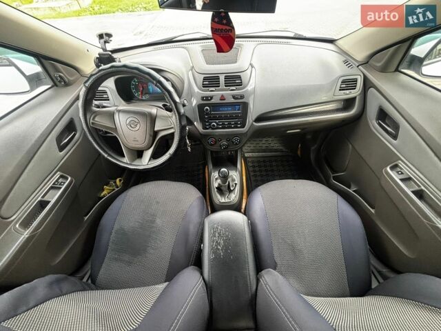 Білий Равон R4, об'ємом двигуна 1.5 л та пробігом 165 тис. км за 5999 $, фото 16 на Automoto.ua