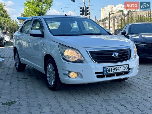 Білий Равон R4, об'ємом двигуна 1.49 л та пробігом 45 тис. км за 6999 $, фото 3 на Automoto.ua