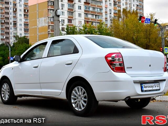 Белый Равон R4, объемом двигателя 1.5 л и пробегом 87 тыс. км за 6700 $, фото 4 на Automoto.ua