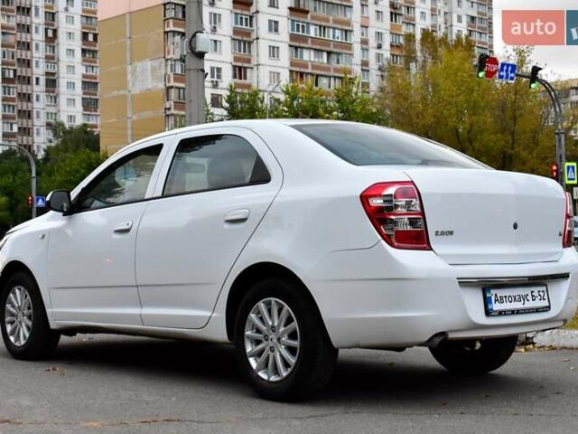 Білий Равон R4, об'ємом двигуна 1.49 л та пробігом 87 тис. км за 6700 $, фото 6 на Automoto.ua