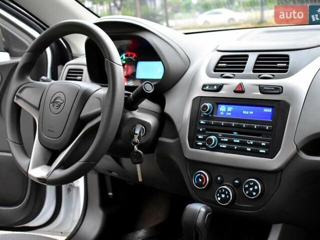Білий Равон R4, об'ємом двигуна 1.49 л та пробігом 87 тис. км за 6700 $, фото 11 на Automoto.ua