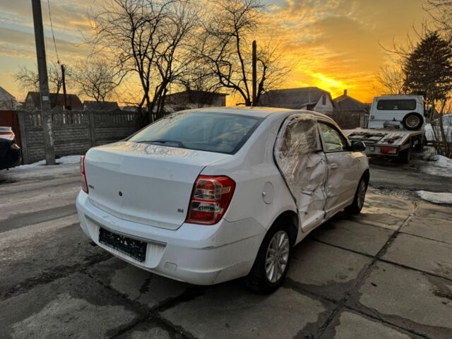 Білий Равон R4, об'ємом двигуна 1.5 л та пробігом 90 тис. км за 2700 $, фото 3 на Automoto.ua