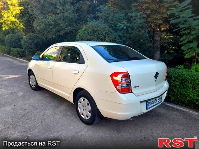 Бежевый Равон R4, объемом двигателя 1.5 л и пробегом 126 тыс. км за 6500 $, фото 2 на Automoto.ua