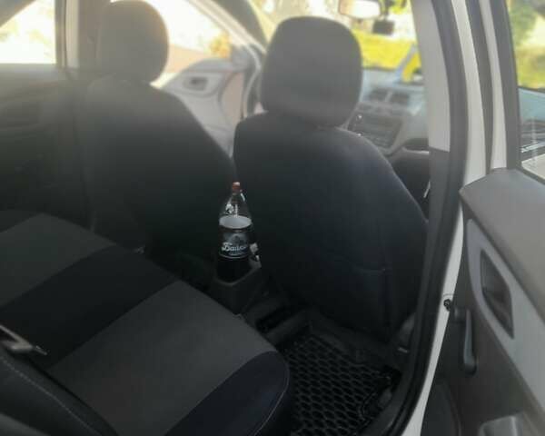 Бежевый Равон R4, объемом двигателя 1.49 л и пробегом 100 тыс. км за 6800 $, фото 6 на Automoto.ua