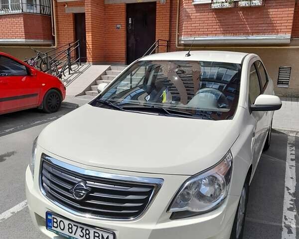 Бежевый Равон R4, объемом двигателя 1.49 л и пробегом 100 тыс. км за 6800 $, фото 1 на Automoto.ua