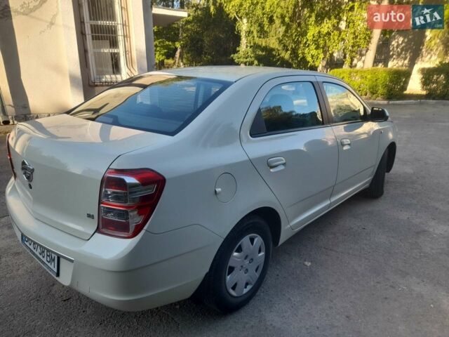 Бежевый Равон R4, объемом двигателя 1.49 л и пробегом 100 тыс. км за 6800 $, фото 2 на Automoto.ua