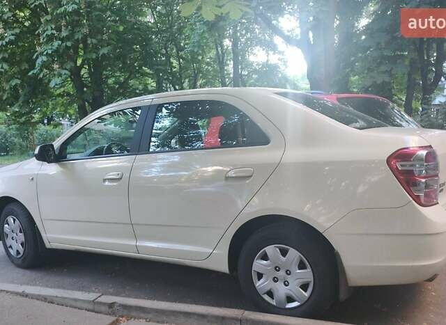 Бежевий Равон R4, об'ємом двигуна 1.49 л та пробігом 44 тис. км за 8800 $, фото 1 на Automoto.ua
