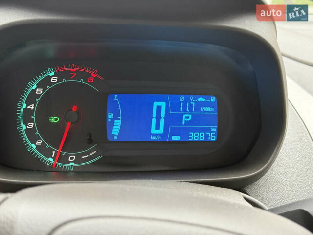 Чорний Равон R4, об'ємом двигуна 1.49 л та пробігом 38 тис. км за 8299 $, фото 6 на Automoto.ua