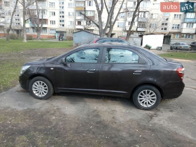 Коричневий Равон R4, об'ємом двигуна 1.49 л та пробігом 161 тис. км за 6500 $, фото 1 на Automoto.ua