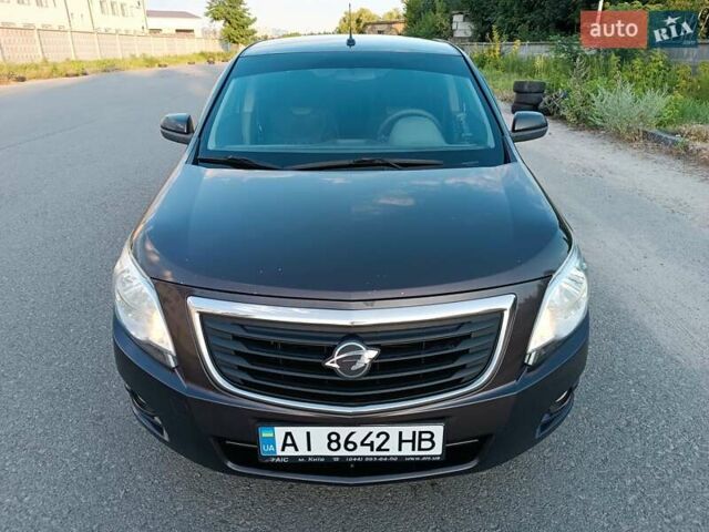 Коричневый Равон R4, объемом двигателя 1.5 л и пробегом 220 тыс. км за 5900 $, фото 3 на Automoto.ua