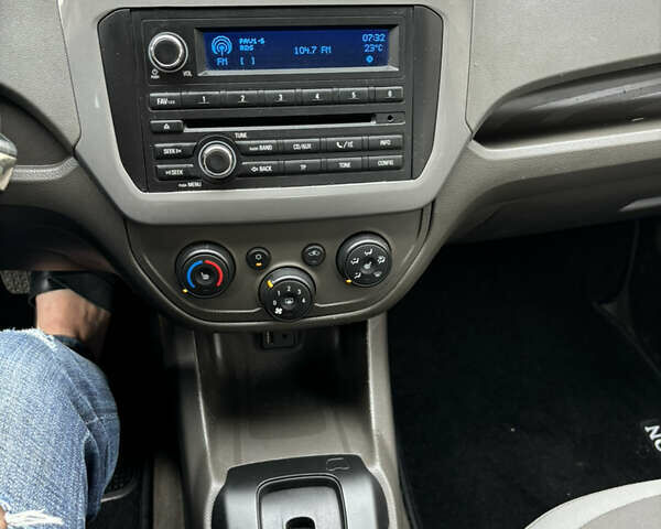 Коричневый Равон R4, объемом двигателя 1.5 л и пробегом 100 тыс. км за 5550 $, фото 8 на Automoto.ua