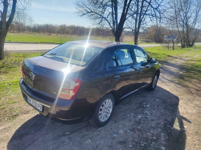 Коричневий Равон R4, об'ємом двигуна 1.5 л та пробігом 150 тис. км за 4600 $, фото 3 на Automoto.ua