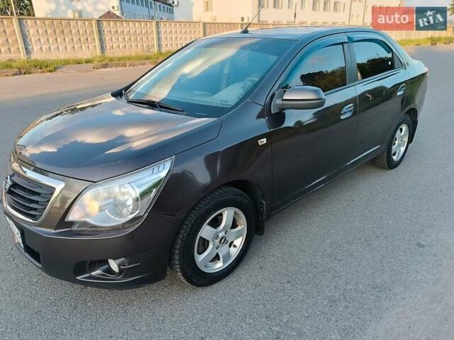 Коричневый Равон R4, объемом двигателя 1.5 л и пробегом 220 тыс. км за 5900 $, фото 10 на Automoto.ua