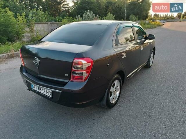 Коричневый Равон R4, объемом двигателя 1.5 л и пробегом 220 тыс. км за 5900 $, фото 2 на Automoto.ua