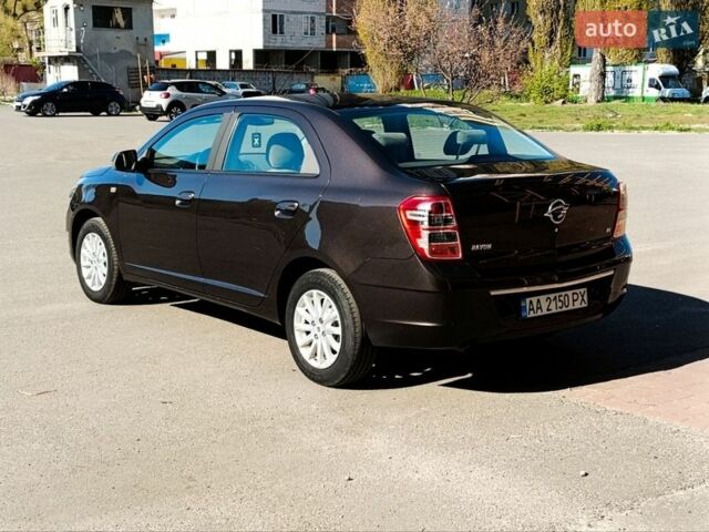 Коричневый Равон R4, объемом двигателя 1.49 л и пробегом 252 тыс. км за 4599 $, фото 2 на Automoto.ua