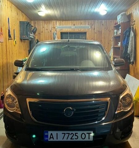 Коричневий Равон R4, об'ємом двигуна 1.49 л та пробігом 75 тис. км за 6700 $, фото 1 на Automoto.ua