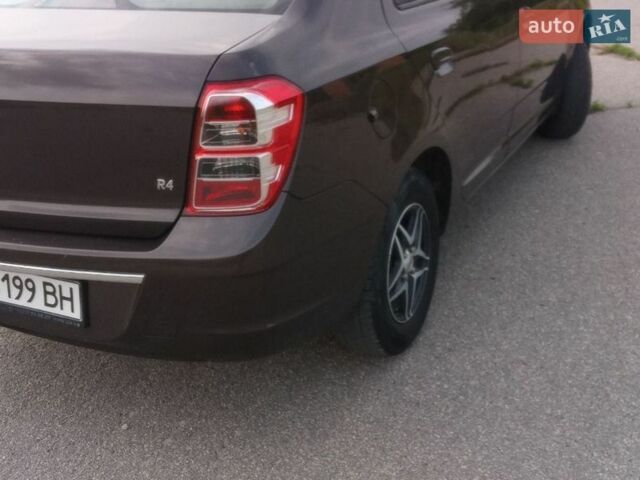 Коричневый Равон R4, объемом двигателя 1.49 л и пробегом 87 тыс. км за 6500 $, фото 1 на Automoto.ua