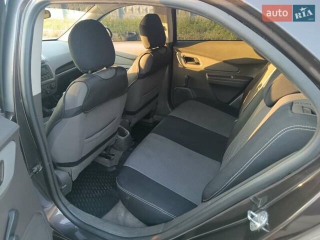 Коричневый Равон R4, объемом двигателя 1.5 л и пробегом 220 тыс. км за 5900 $, фото 8 на Automoto.ua