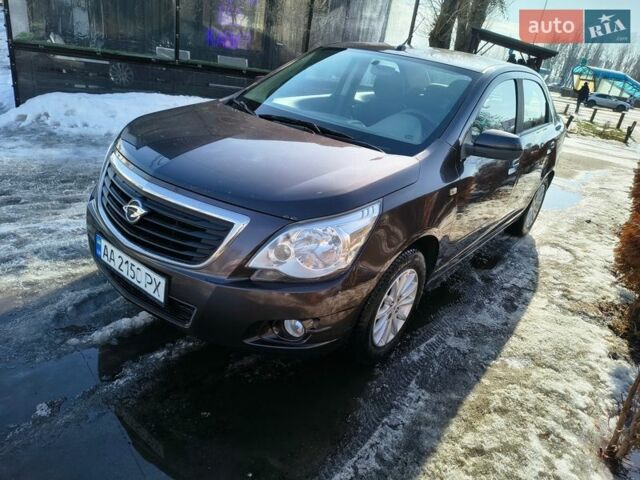 Коричневий Равон R4, об'ємом двигуна 1.49 л та пробігом 250 тис. км за 5000 $, фото 5 на Automoto.ua