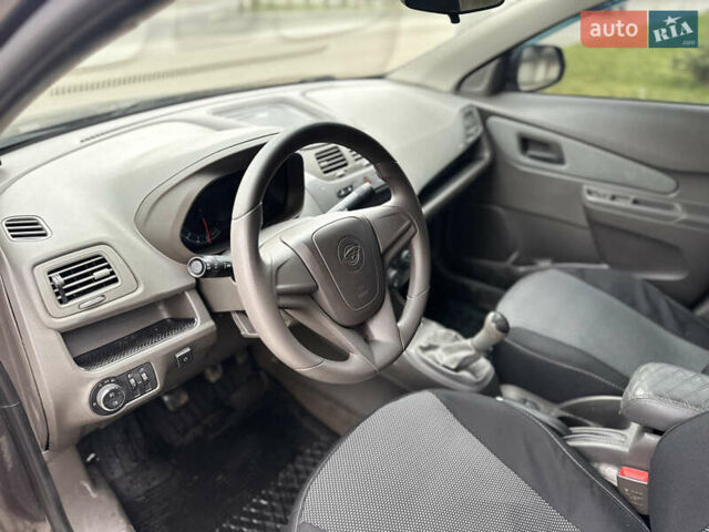 Коричневый Равон R4, объемом двигателя 1.49 л и пробегом 200 тыс. км за 3999 $, фото 16 на Automoto.ua