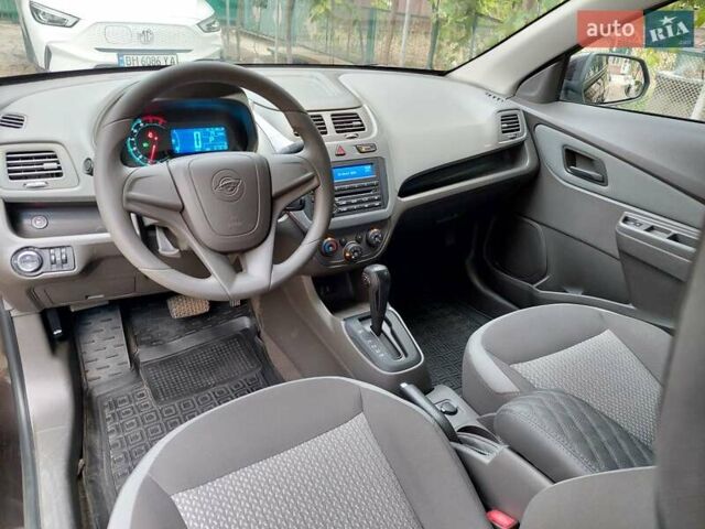 Коричневий Равон R4, об'ємом двигуна 1.49 л та пробігом 37 тис. км за 10500 $, фото 2 на Automoto.ua