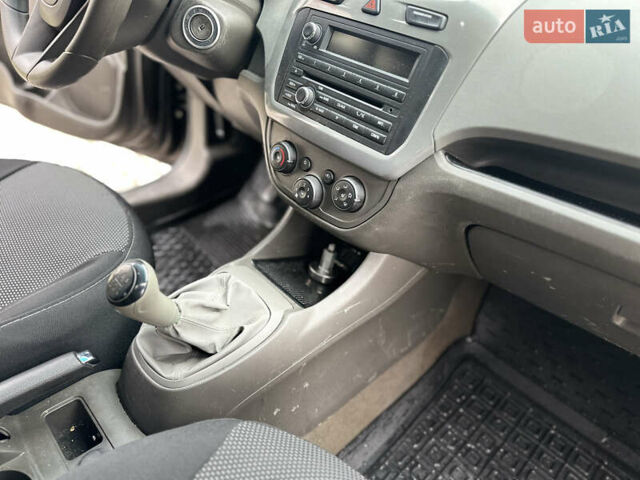 Коричневый Равон R4, объемом двигателя 1.49 л и пробегом 200 тыс. км за 3999 $, фото 23 на Automoto.ua