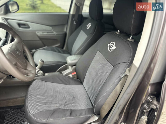 Коричневый Равон R4, объемом двигателя 1.49 л и пробегом 200 тыс. км за 3999 $, фото 17 на Automoto.ua