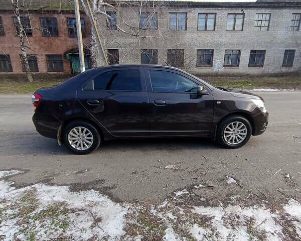 Коричневый Равон R4, объемом двигателя 1.49 л и пробегом 30 тыс. км за 9000 $, фото 3 на Automoto.ua