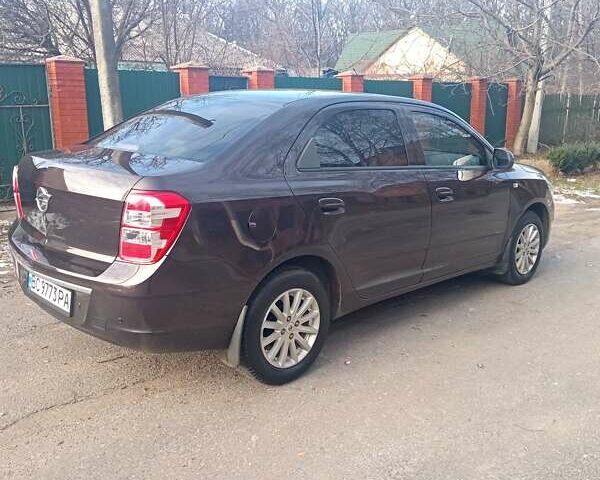 Коричневый Равон R4, объемом двигателя 1.49 л и пробегом 30 тыс. км за 9000 $, фото 4 на Automoto.ua