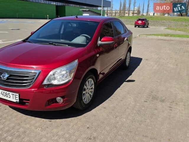 Красный Равон R4, объемом двигателя 1.49 л и пробегом 105 тыс. км за 7400 $, фото 4 на Automoto.ua