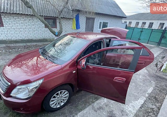 Красный Равон R4, объемом двигателя 1.5 л и пробегом 192 тыс. км за 7000 $, фото 4 на Automoto.ua