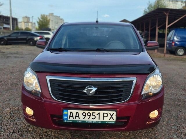 Красный Равон R4, объемом двигателя 1.49 л и пробегом 70 тыс. км за 5999 $, фото 1 на Automoto.ua