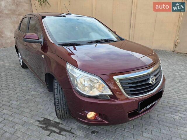 Красный Равон R4, объемом двигателя 1.5 л и пробегом 104 тыс. км за 6650 $, фото 5 на Automoto.ua