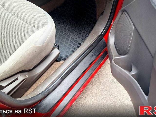Червоний Равон R4, об'ємом двигуна 1.5 л та пробігом 87 тис. км за 7600 $, фото 10 на Automoto.ua