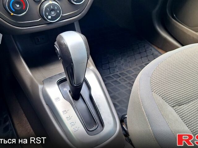Червоний Равон R4, об'ємом двигуна 1.5 л та пробігом 87 тис. км за 7600 $, фото 13 на Automoto.ua