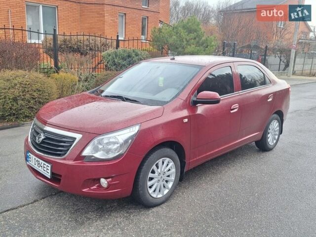 Красный Равон R4, объемом двигателя 1.49 л и пробегом 80 тыс. км за 6500 $, фото 4 на Automoto.ua