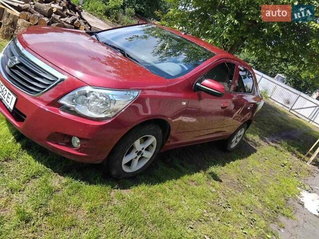 Красный Равон R4, объемом двигателя 1.49 л и пробегом 24 тыс. км за 6800 $, фото 5 на Automoto.ua