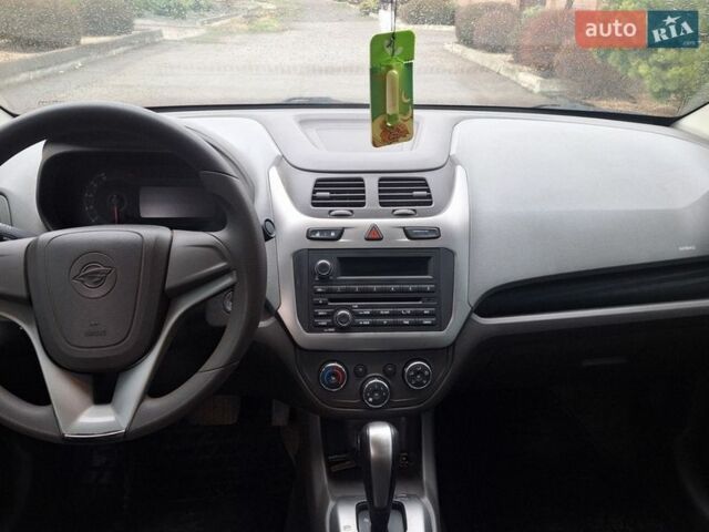 Красный Равон R4, объемом двигателя 1.49 л и пробегом 80 тыс. км за 6500 $, фото 14 на Automoto.ua