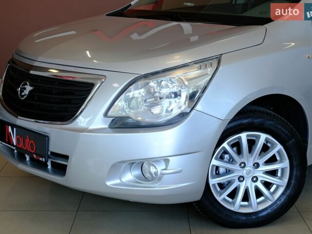 Равон R4, объемом двигателя 1.49 л и пробегом 215 тыс. км за 5900 $, фото 9 на Automoto.ua