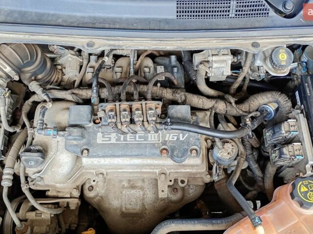 Равон R4, об'ємом двигуна 1.5 л та пробігом 83 тис. км за 6300 $, фото 14 на Automoto.ua