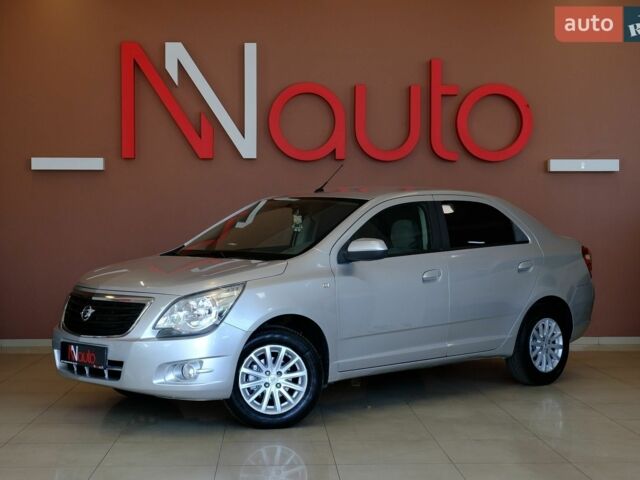 Равон R4, объемом двигателя 1.49 л и пробегом 215 тыс. км за 5900 $, фото 7 на Automoto.ua