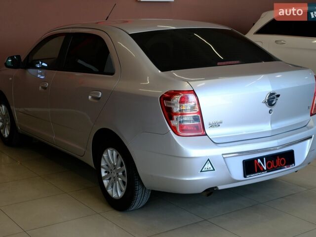 Равон R4, объемом двигателя 1.49 л и пробегом 215 тыс. км за 5900 $, фото 13 на Automoto.ua