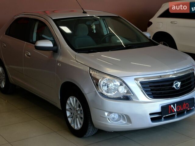 Равон R4, объемом двигателя 1.49 л и пробегом 215 тыс. км за 5900 $, фото 2 на Automoto.ua